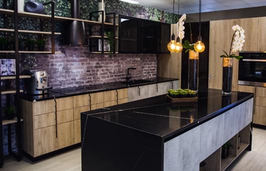 Custom kitchen design in Vaughan with elegant cabinets
